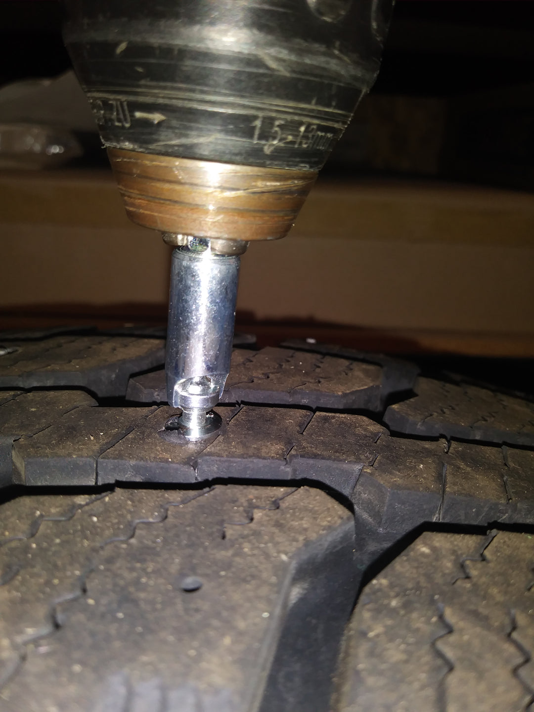 Motorcycle Tire | Ice Resurfacer Studs Model 1400