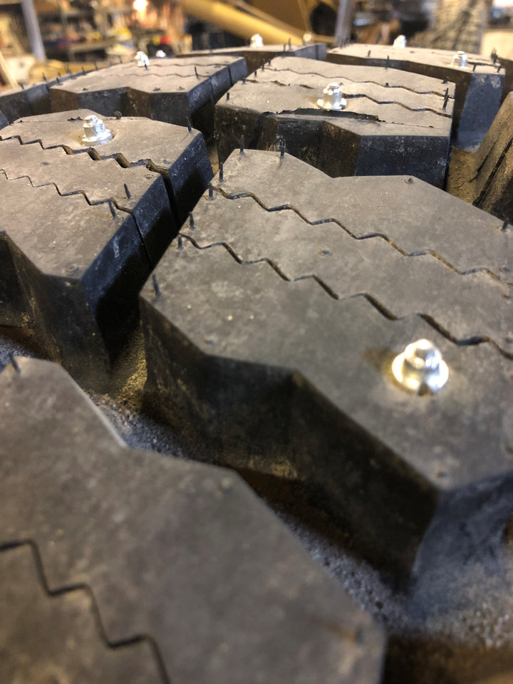 Large Tractor Tire Studs | Model 1912