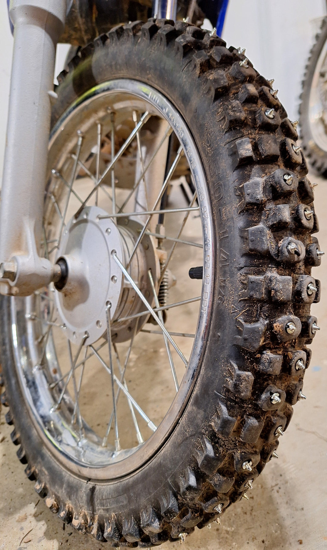Model 3000B – Motorcycle Dirt Tires