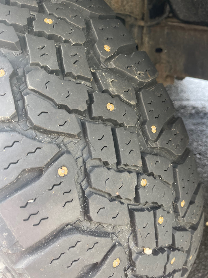 Studs for Street Motorcycles | Model 1200