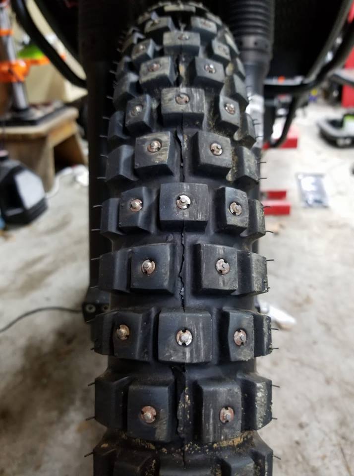 Studs for Street Motorcycles | Model 1200